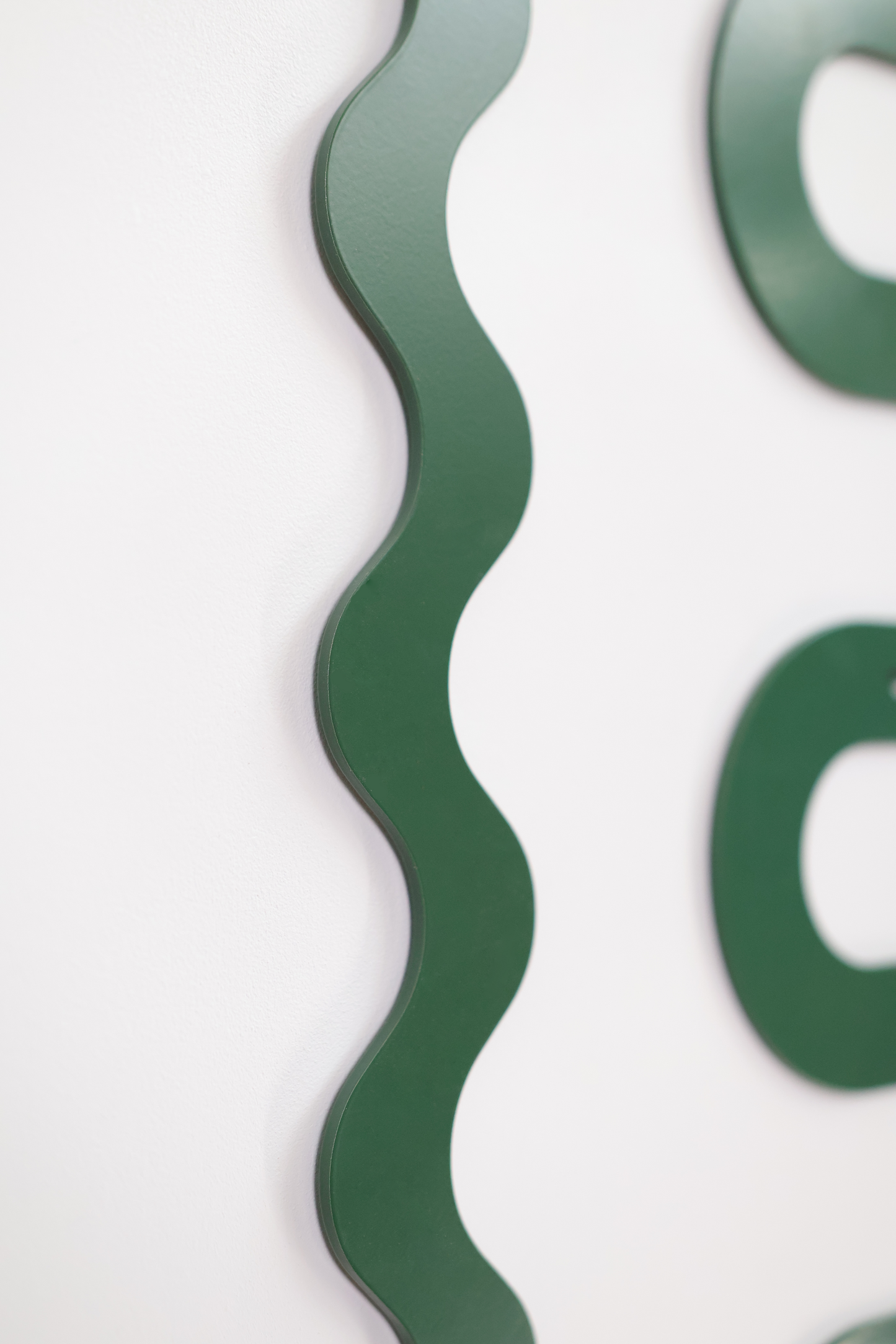 Wave III Plant Stake - Forest Green - Collection - Metal
