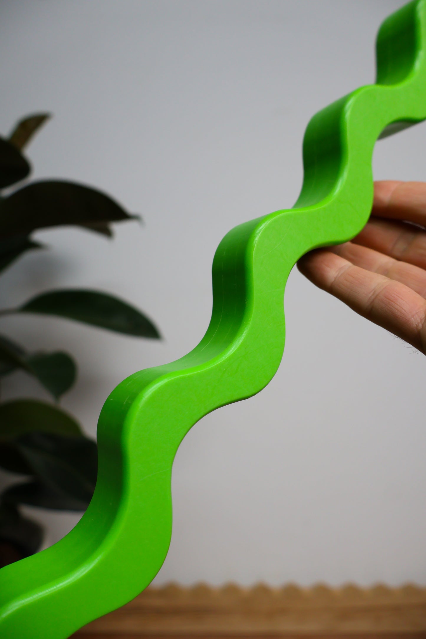 Wave II Plant Stake - Recycled Plastic - Lime